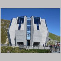 New Restaurant on Monte Generoso, photo TValli, Wikipedia.jpg
